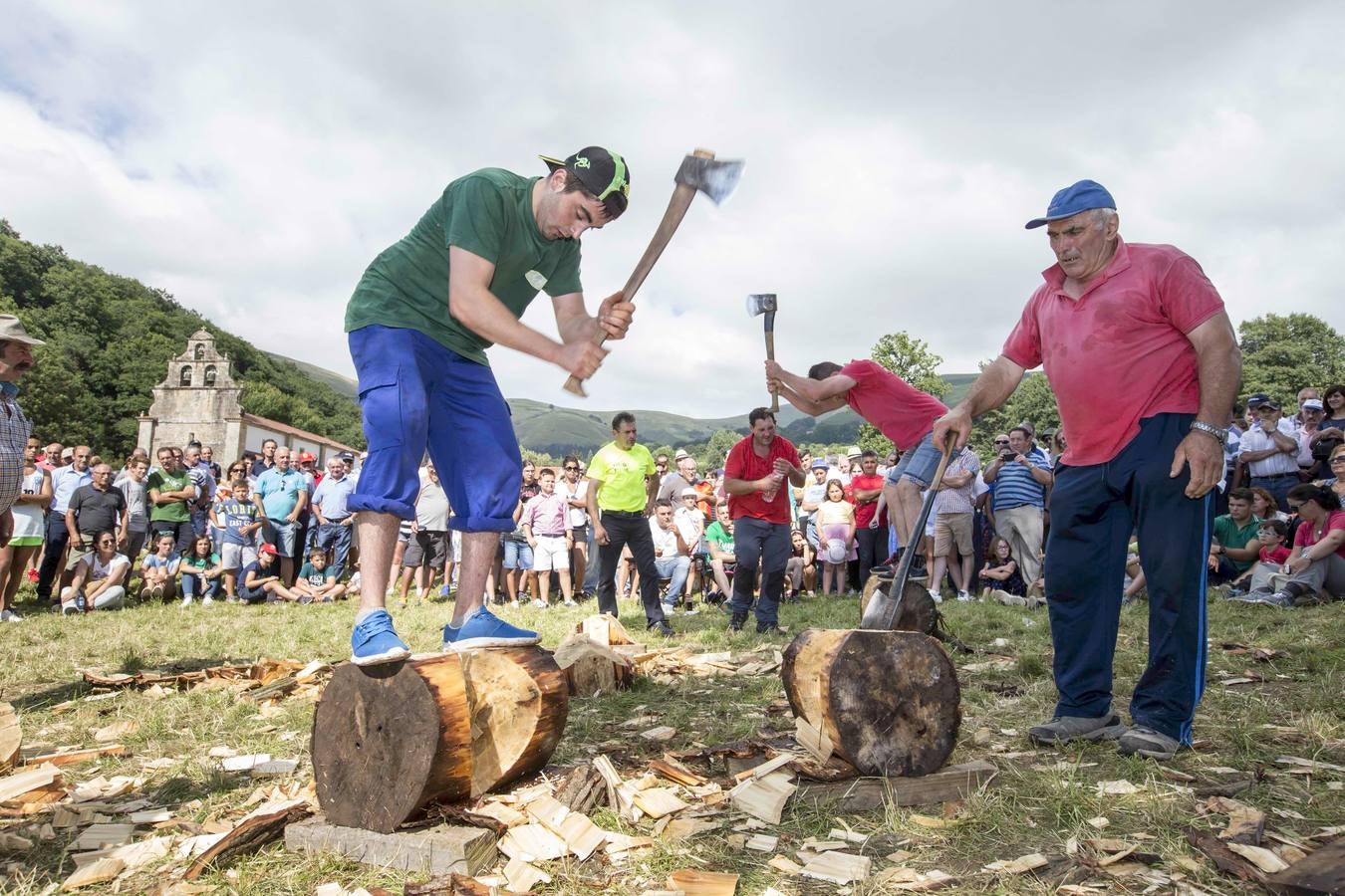 Fotos: Los pasiegos veneran a su Virgen de Valvanuz