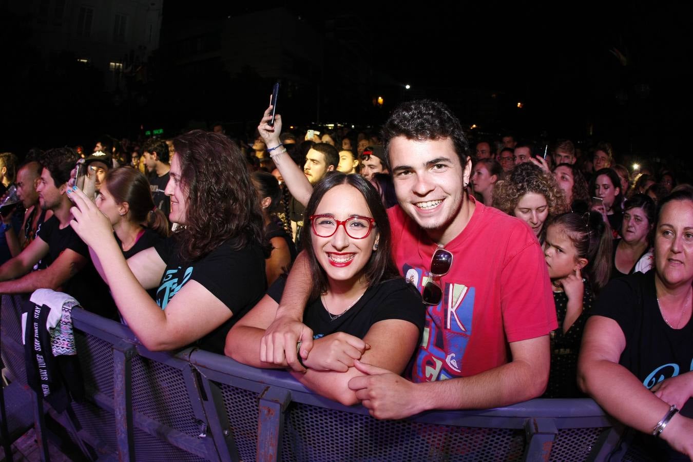 Fotos: Rulo y su Contrabanda hacen latir el corazón de Torrelavega