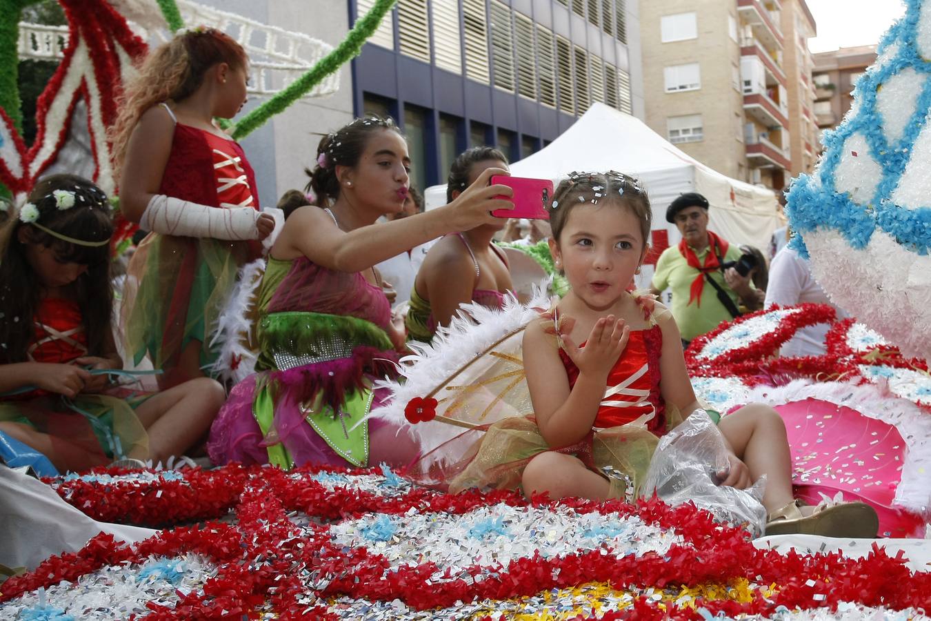 'El hombre de la Mancha' y 'Esculturas Móviles', ganadores en la Gala Foral de Torrelavega