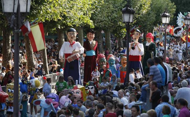 El alcalde de Torrelavega cree que éstas han sido las fiestas más participativas de los últimos años