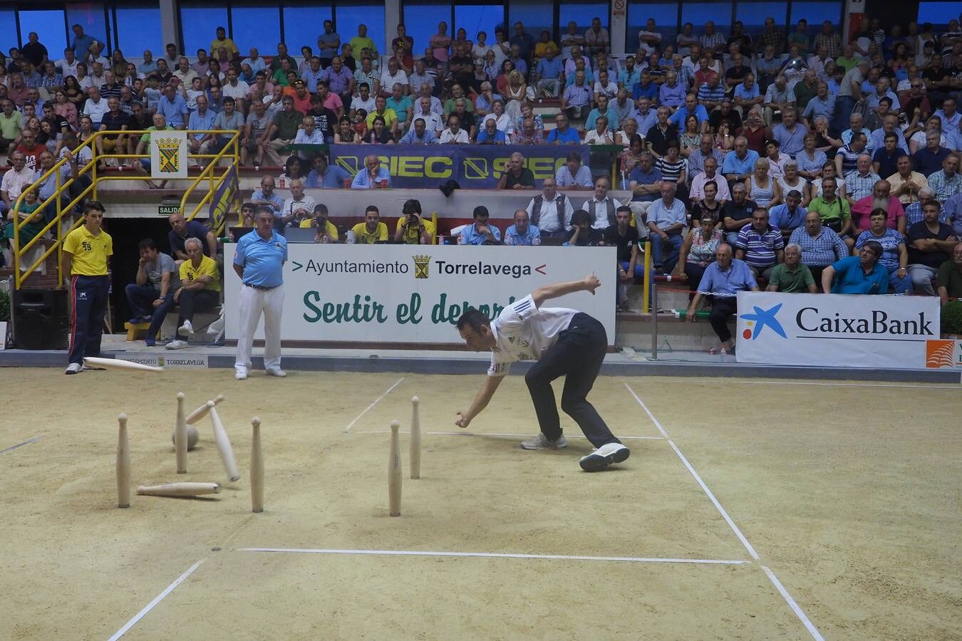 Su gran rival, Jesús Salmón, tuvo que conformarse con la segunda plaza, justo por delante de Víctor González, que cerró el podio en Torrelavega