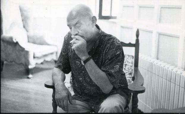 José Hierro, en la UIMP, en 1993.