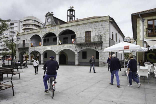 Amigos del Patrimonio de Laredo critica la rehabilitación del antiguo ayuntamiento