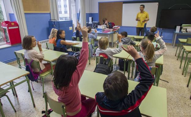 Los padres piden que los alumnos no salgan perjudicados por culpa de este conflicto. 