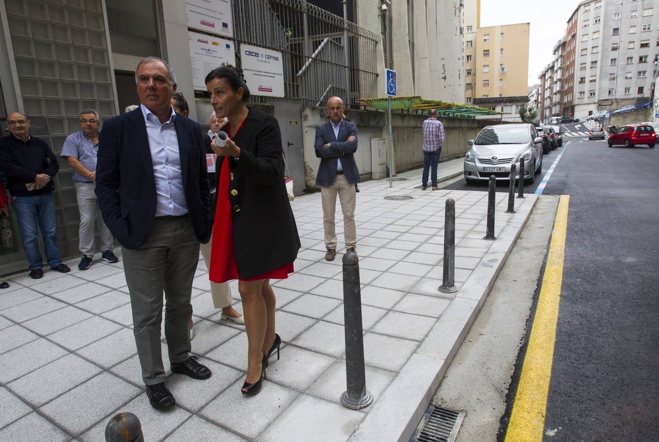 Fotos: Así ha quedado la calle Tres de Noviembre tras las obras