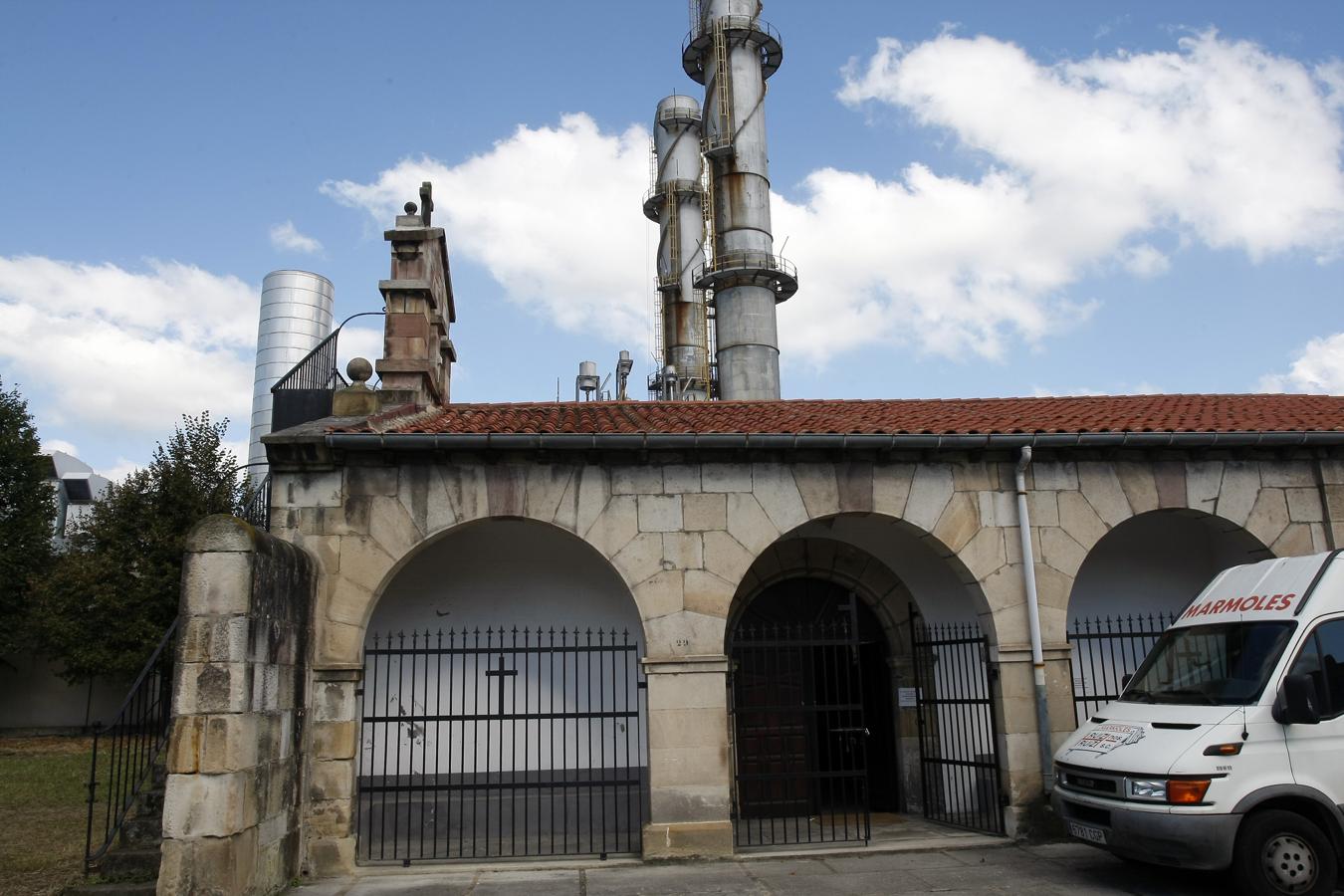 Fotos: Los desperfectos en la parroquia de San Martín de Duález