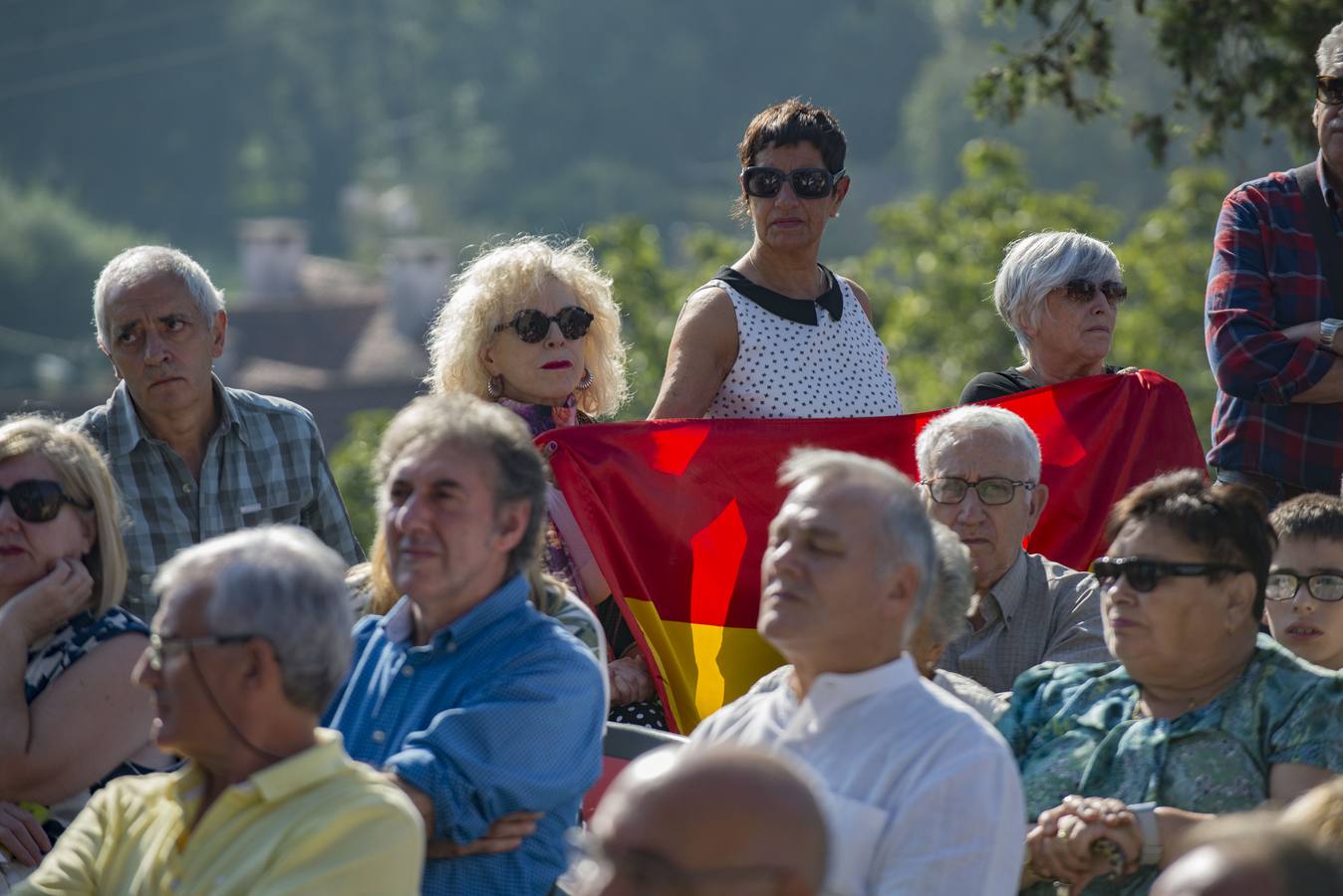 Cantabria, País Vasco y Asturias han recordado a los milicianos de la 'Lista Larrinoa', bombardeados en Ampuero en el verano de 1937
