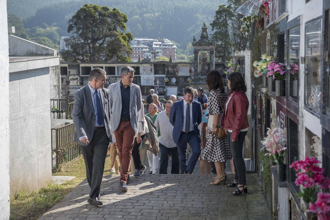 Cantabria, País Vasco y Asturias han recordado a los milicianos de la 'Lista Larrinoa', bombardeados en Ampuero en el verano de 1937