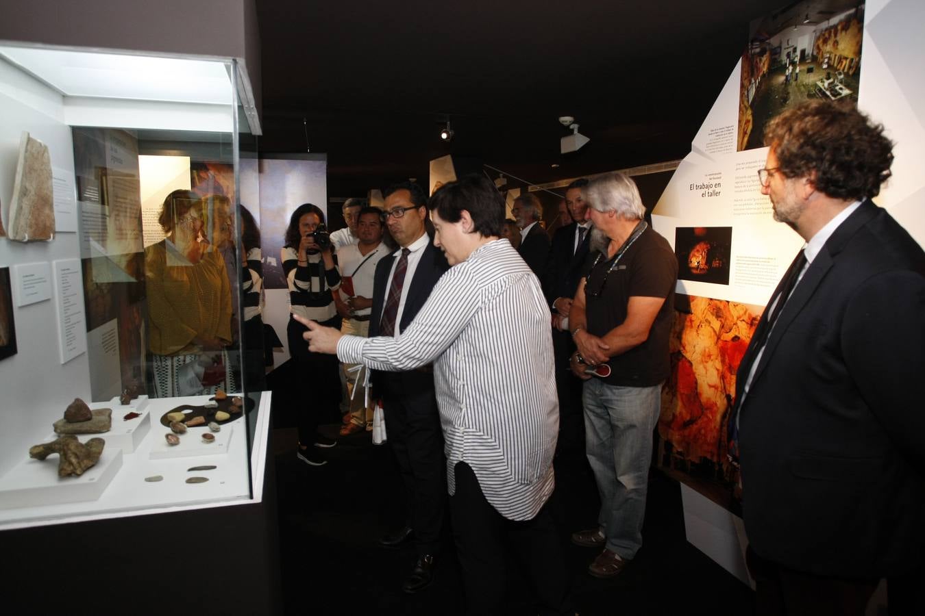 Fotos: Una exposición en el Museo de Altamira descubre las técnicas utilizadas en la reproducción de las cuevas con arte rupestre