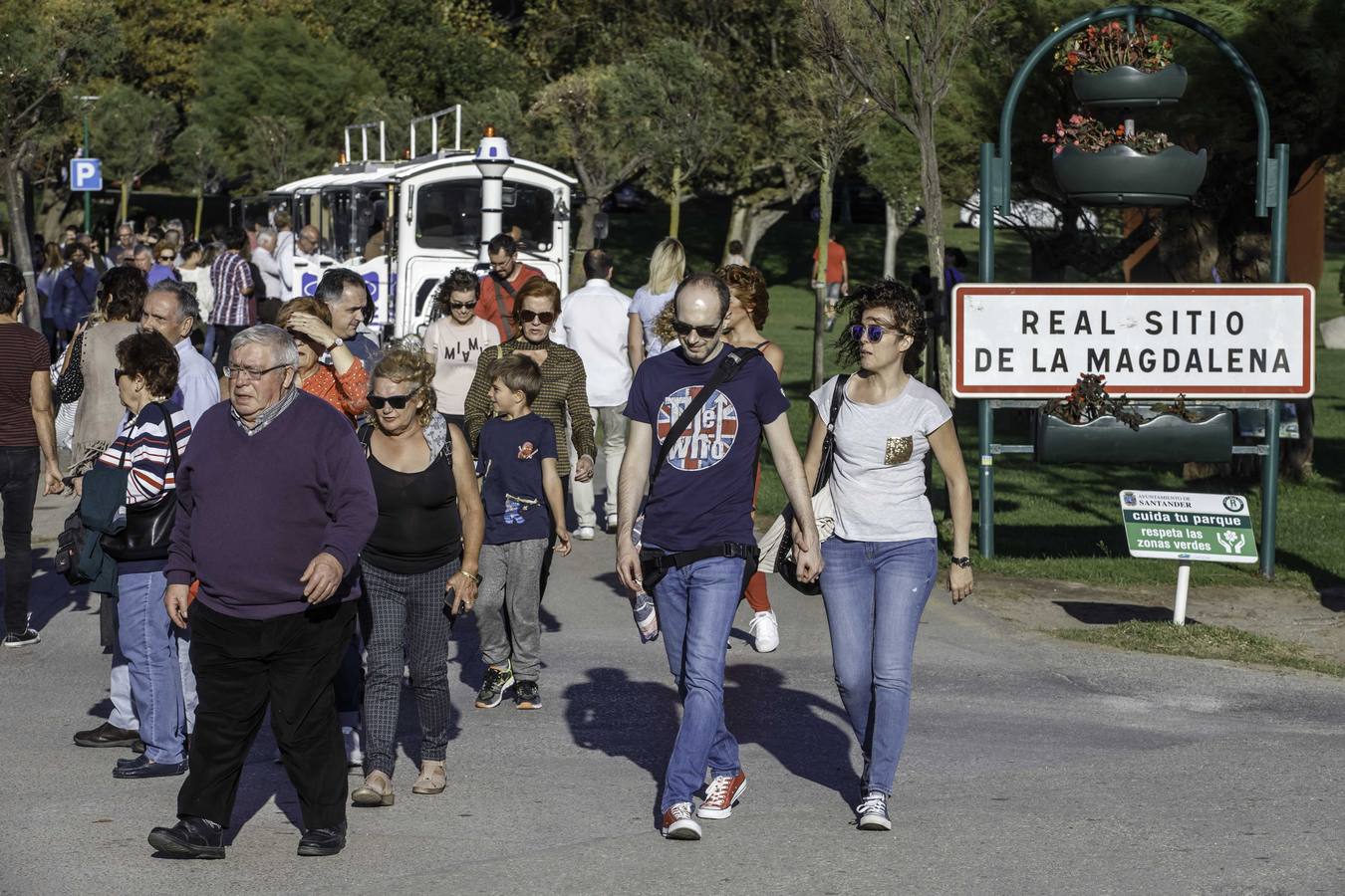 Fotos: Los turistas llenan Cantabria en este Puente del Pilar