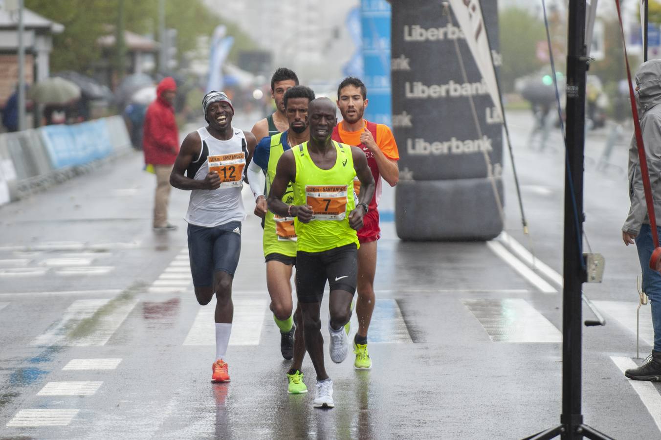 Fotos: Las imágenes de los 10 Kilómetros de Santander
