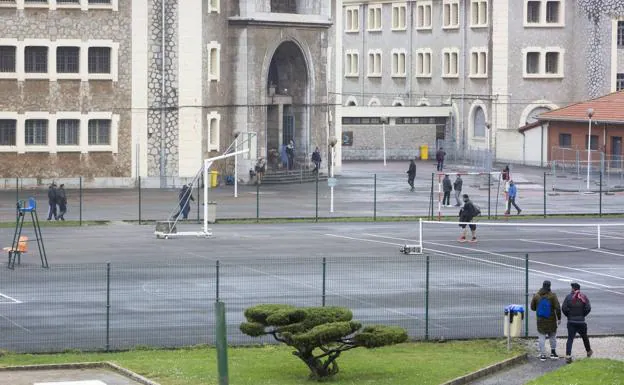 Cárcel de El Dueso, en Santoña.