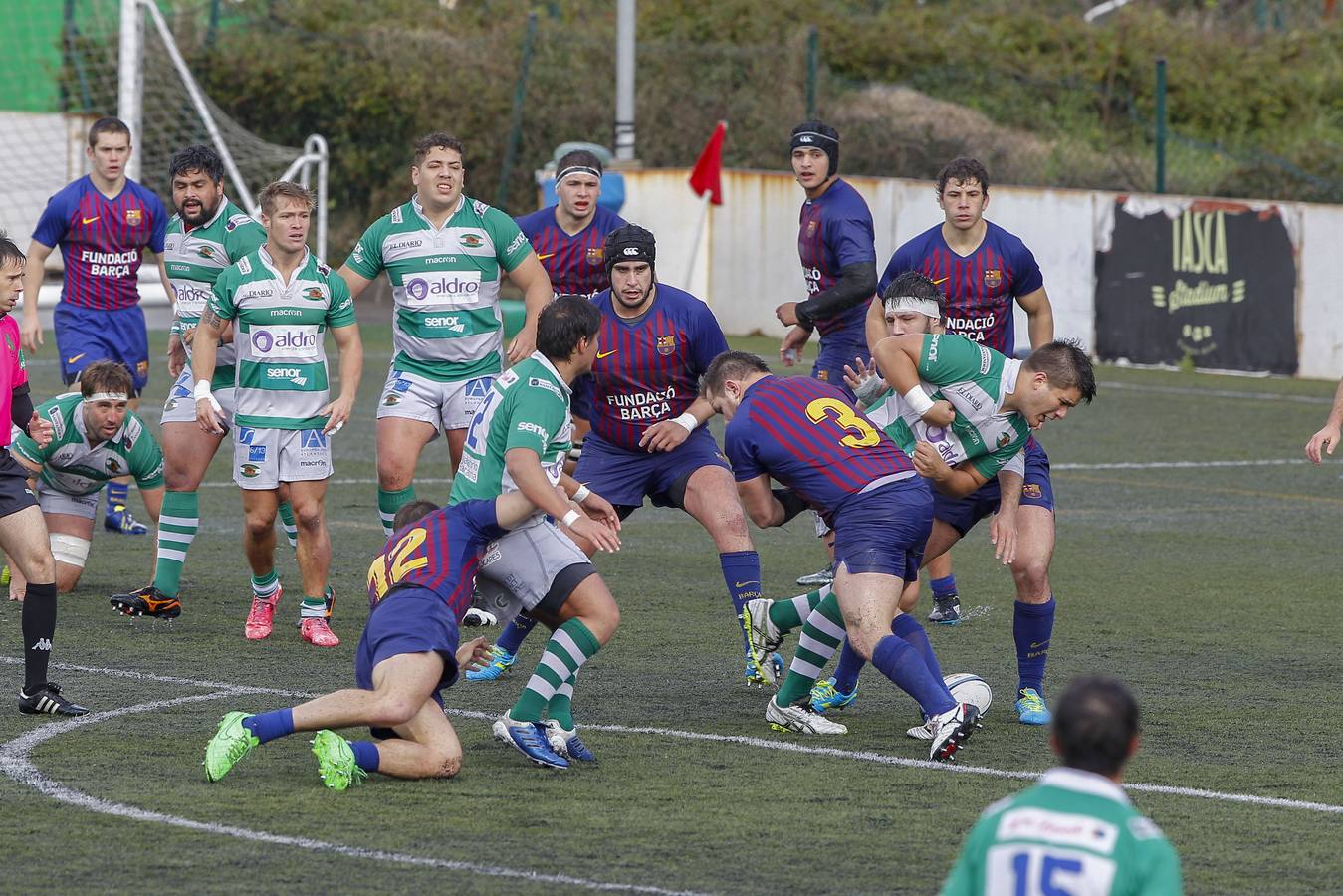 Fotos: Imágenes del partido Aldro Independiente-Barcelona