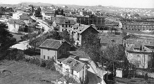 Popular calle de Los Hoteles (años sesenta).
