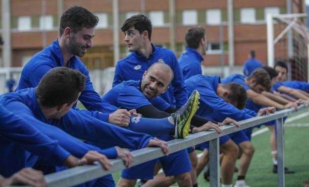 Los jugadores de la Gimnástica, durante una sesión de entrenamiento.