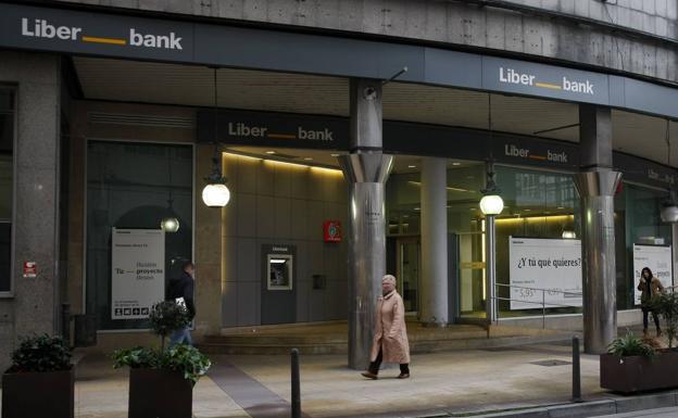 Liberbank deja atrás los 'números rojos' y gana 108 millones hasta septiembre