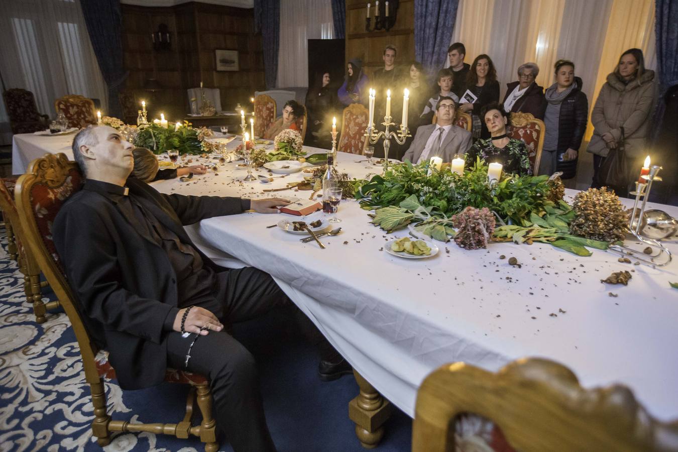 El Palacio de La Magdalena vive su particular Halloween con homenajes a la noche de los difuntos en el mundo