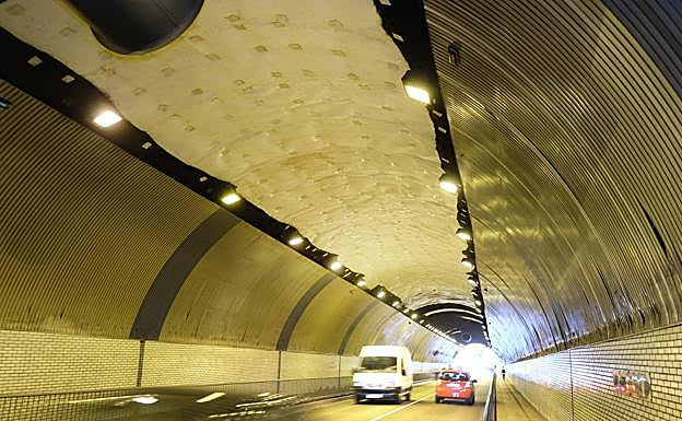El túnel de Tetuán seguirá cerrado al tráfico varias noches hasta el fin de los trabajos este mes