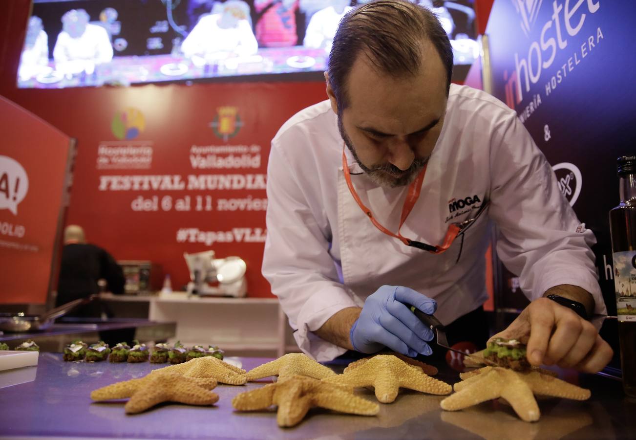 La ciudad castellana acoge el Campeonato Mundial de Tapas y el XIV Concurso Nacional, en el que participan los cocineros Francisco Cotera, del Balneario de Solares, y Nacho Pérez Malagón, de El Pericote de Tanos