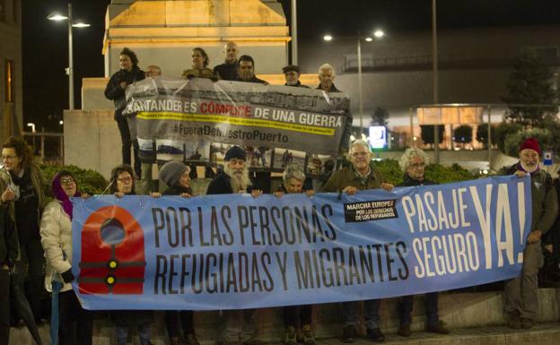 Nueva protesta en Santander por el envío de armas desde el puerto