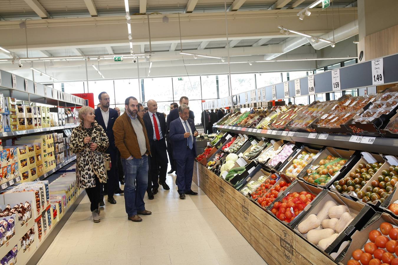 Fotos: Inaugurado el supermercado Lidl en el Área Comercial de Ganzo