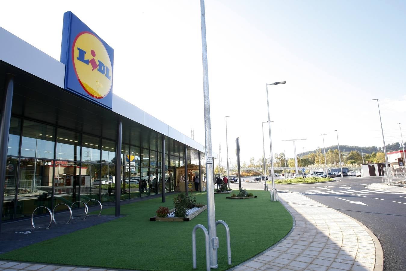 Fotos: Inaugurado el supermercado Lidl en el Área Comercial de Ganzo