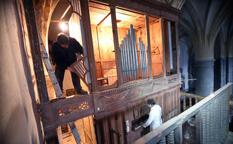 Solidaridad por un tubo en Novales