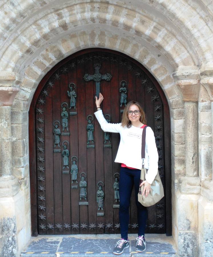 Ana San José, en una visita reciente al Monasterio de Santo Toribio en Liébana.