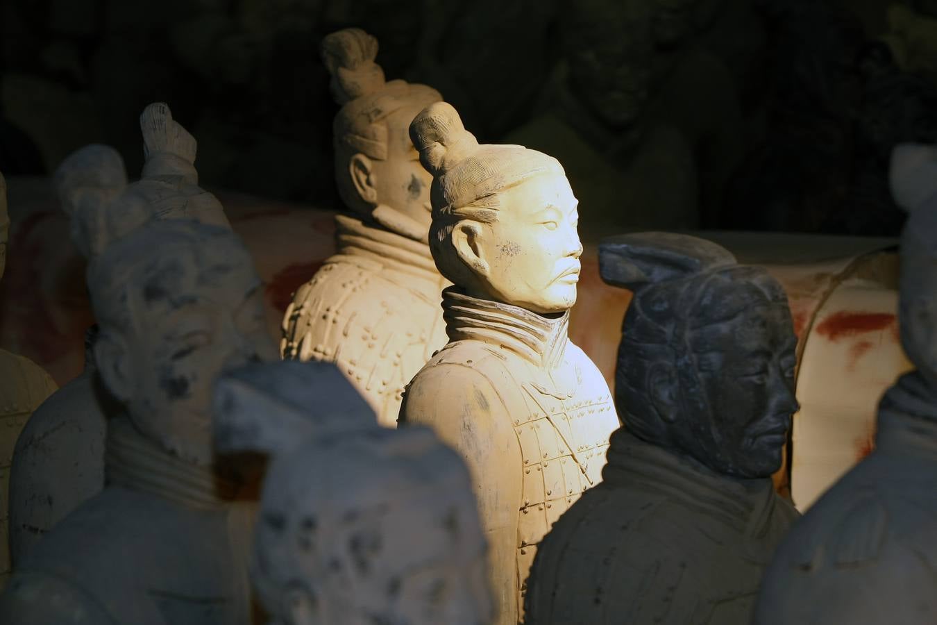 Fotos: Los Guerreros de Terracota ya están instalados en La Lechera