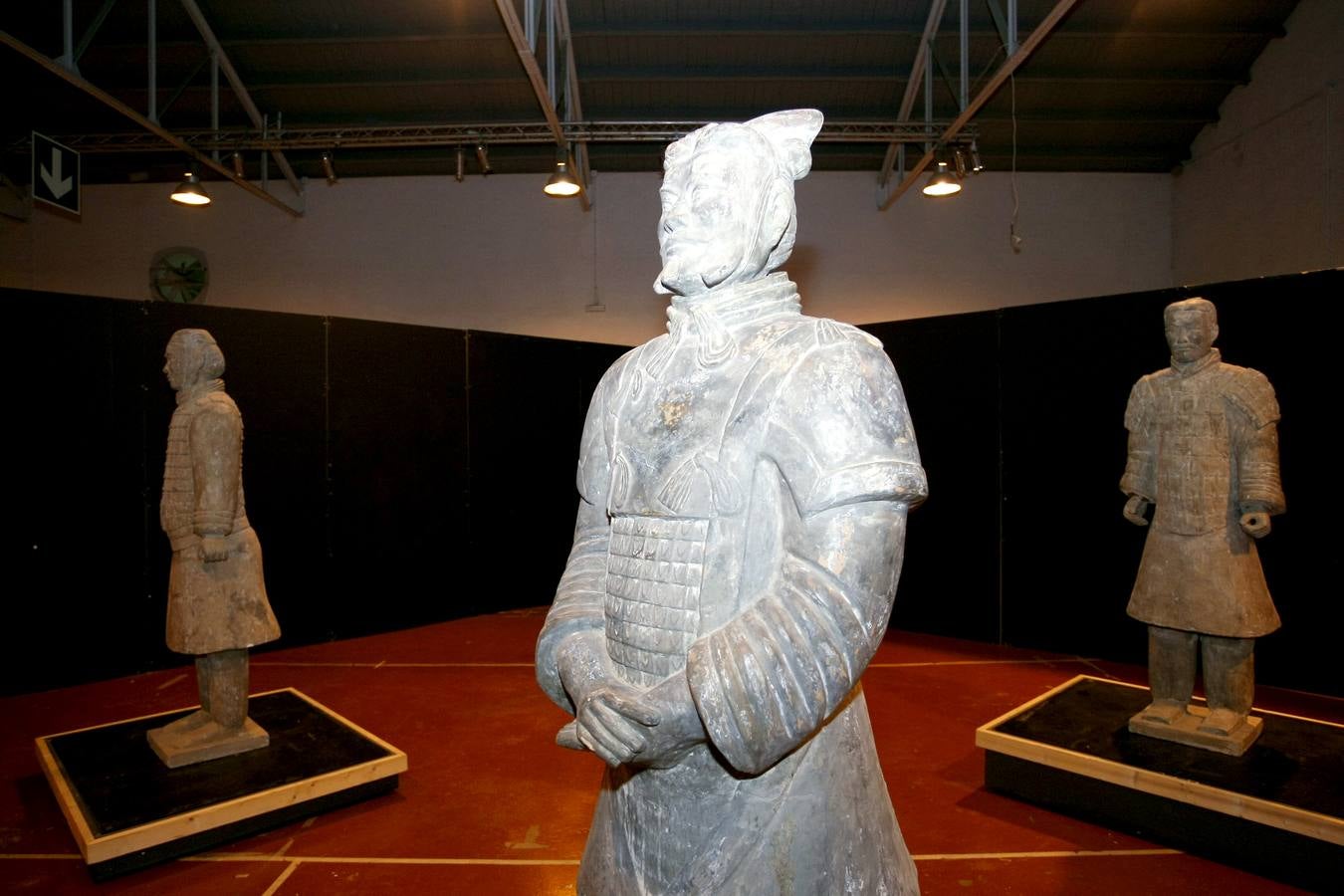 Fotos: Los Guerreros de Terracota ya están instalados en La Lechera