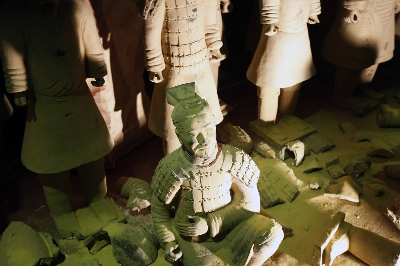 Fotos: Los Guerreros de Terracota ya están instalados en La Lechera