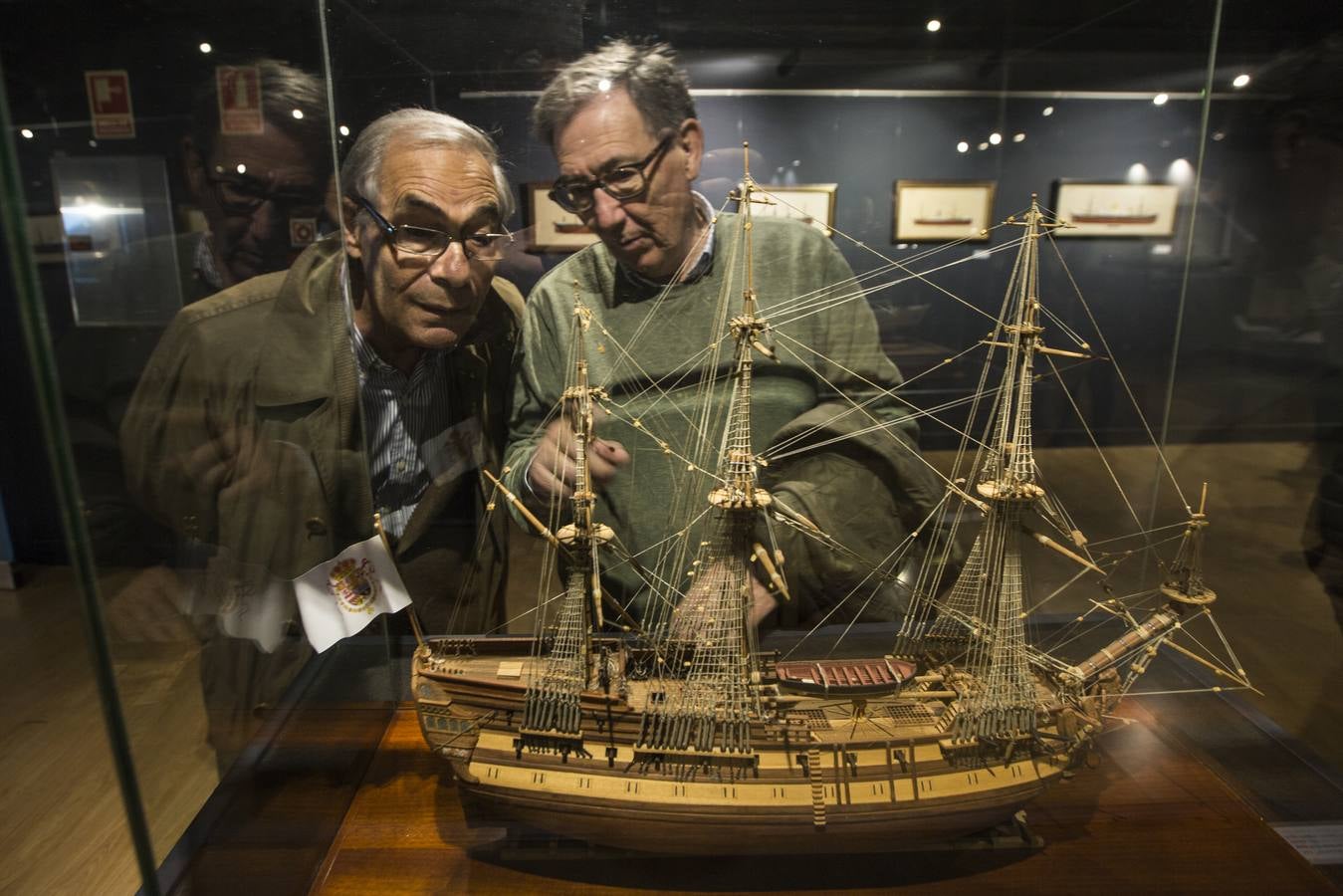 El Museo Marítimo acoge una exposición con una treintena de barcos y maquetas