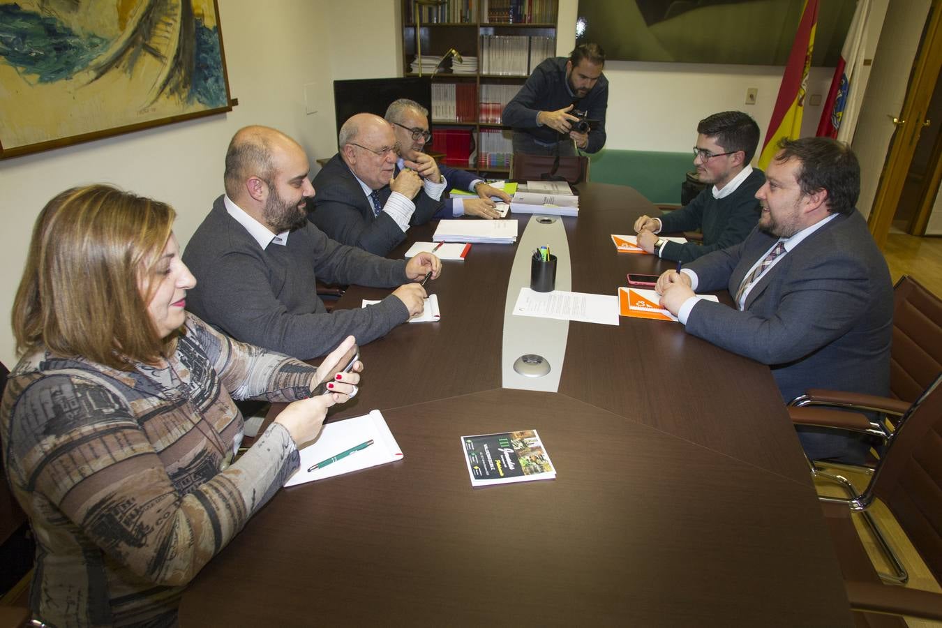 Ciudadanos se reunió este jueves por la tarde con PRC y PSOE en el Parlamento. 