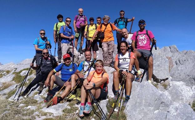 Imagen principal - La ruta circular desde Fuente Dé a Peña Remoña