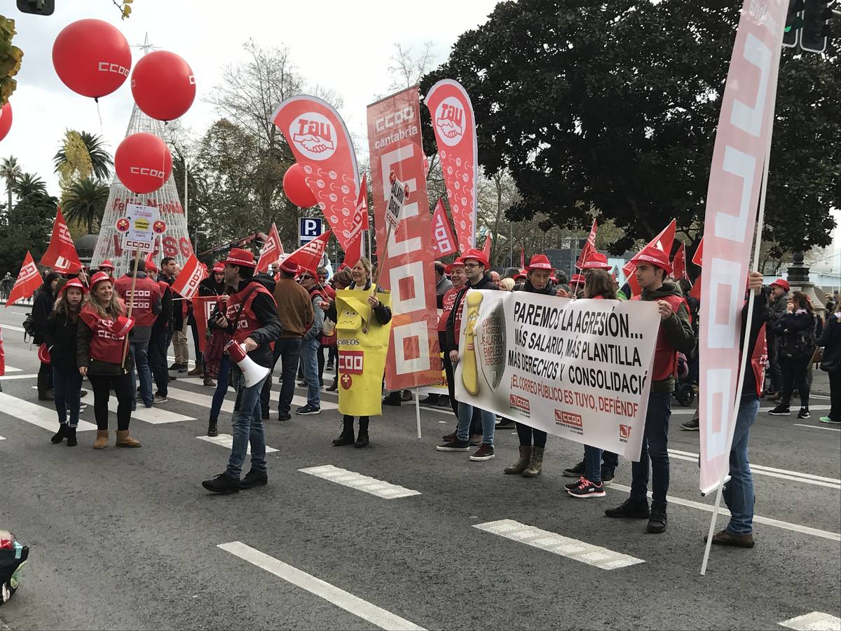 Fotos: Protesta de los trabajadores de Correos