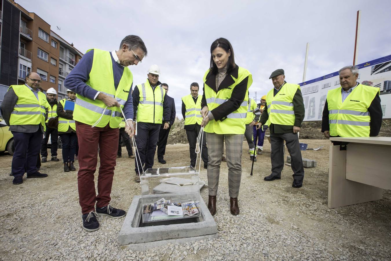 Fotos: Inicio de las obras de las 120 viviendas asequibles en San Román, en la calle Foramontanos