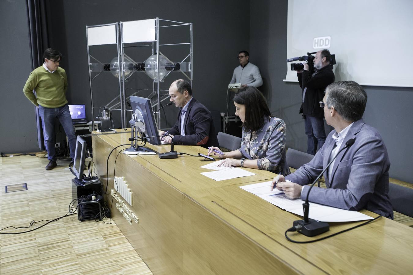 Fotos: Sorteo de las viviendas de protección oficial de San Román, Santander