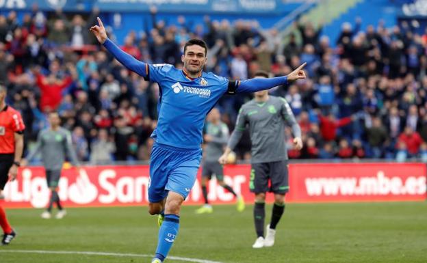 Jorge Molina celebra el gol. 