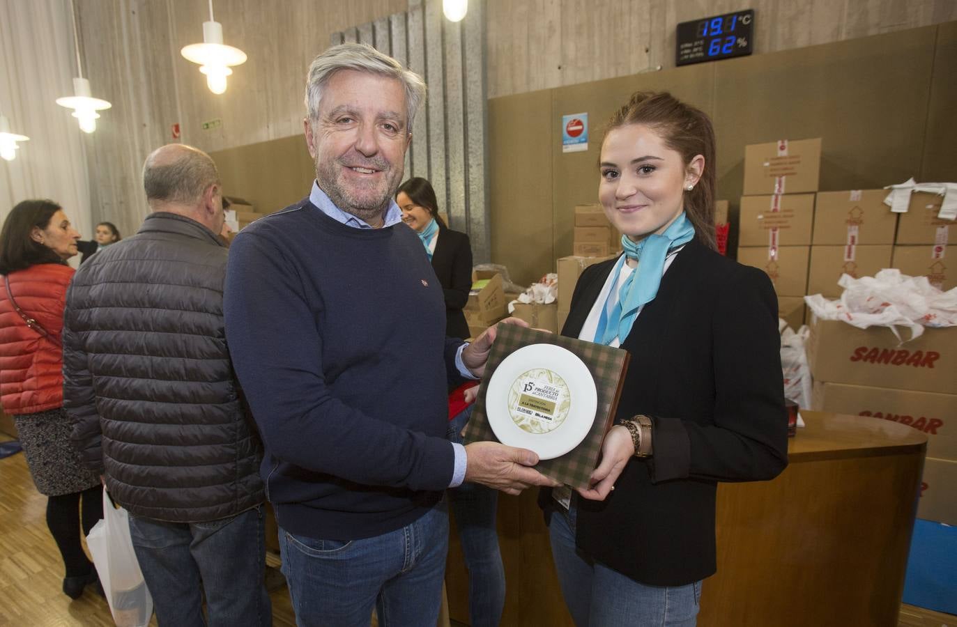 La Feria del Producto de Cantabria vive su segunda jornada en el Palacio de Exposiciones de Santander.