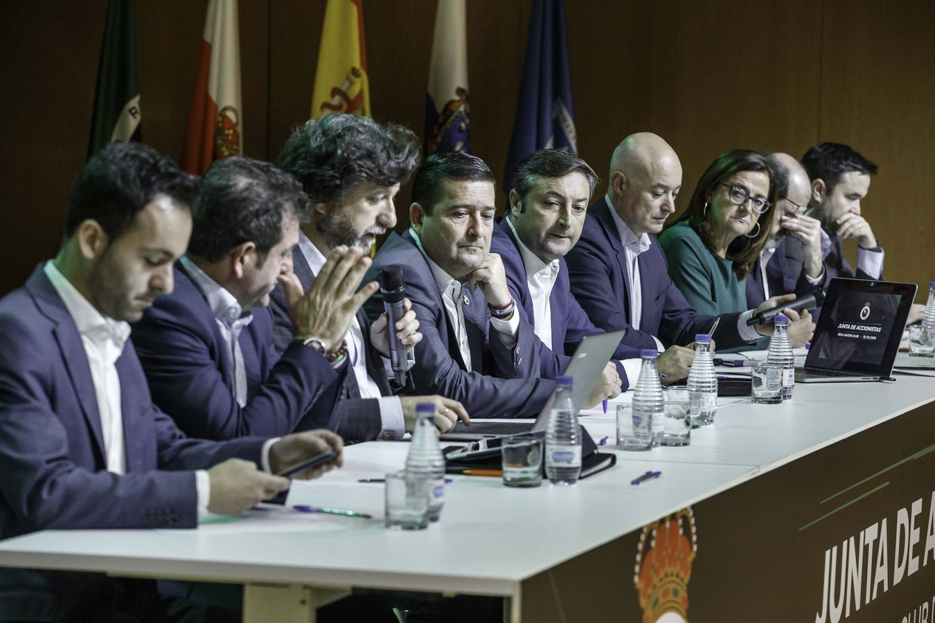 El club cántabro ha celebrao su asamble anual para aprobar un presupuestos de 3,5 millones de euros.