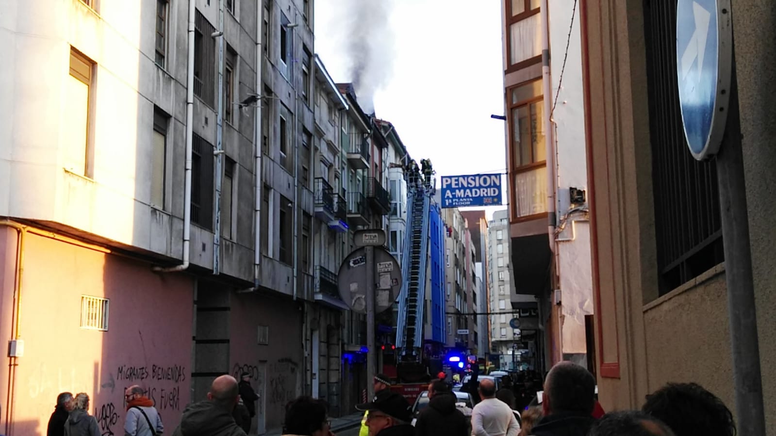 Fotos: Incendio en la cuarta planta de un edificio de la calle Madrid