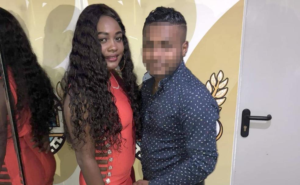 Rebeca Alexandra Cadete y Tomás Maestre, en una foto durante su relación.