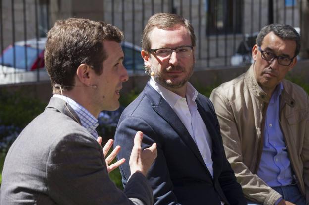 Pablo Casado y Javier Maroto.