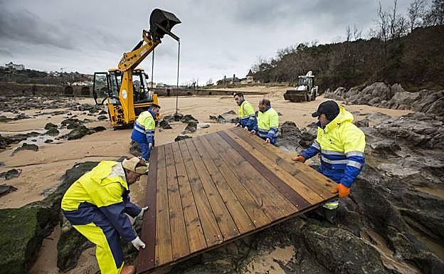 Santander critica la exclusión de Santurban de las ayudas del Gobierno para contratar parados