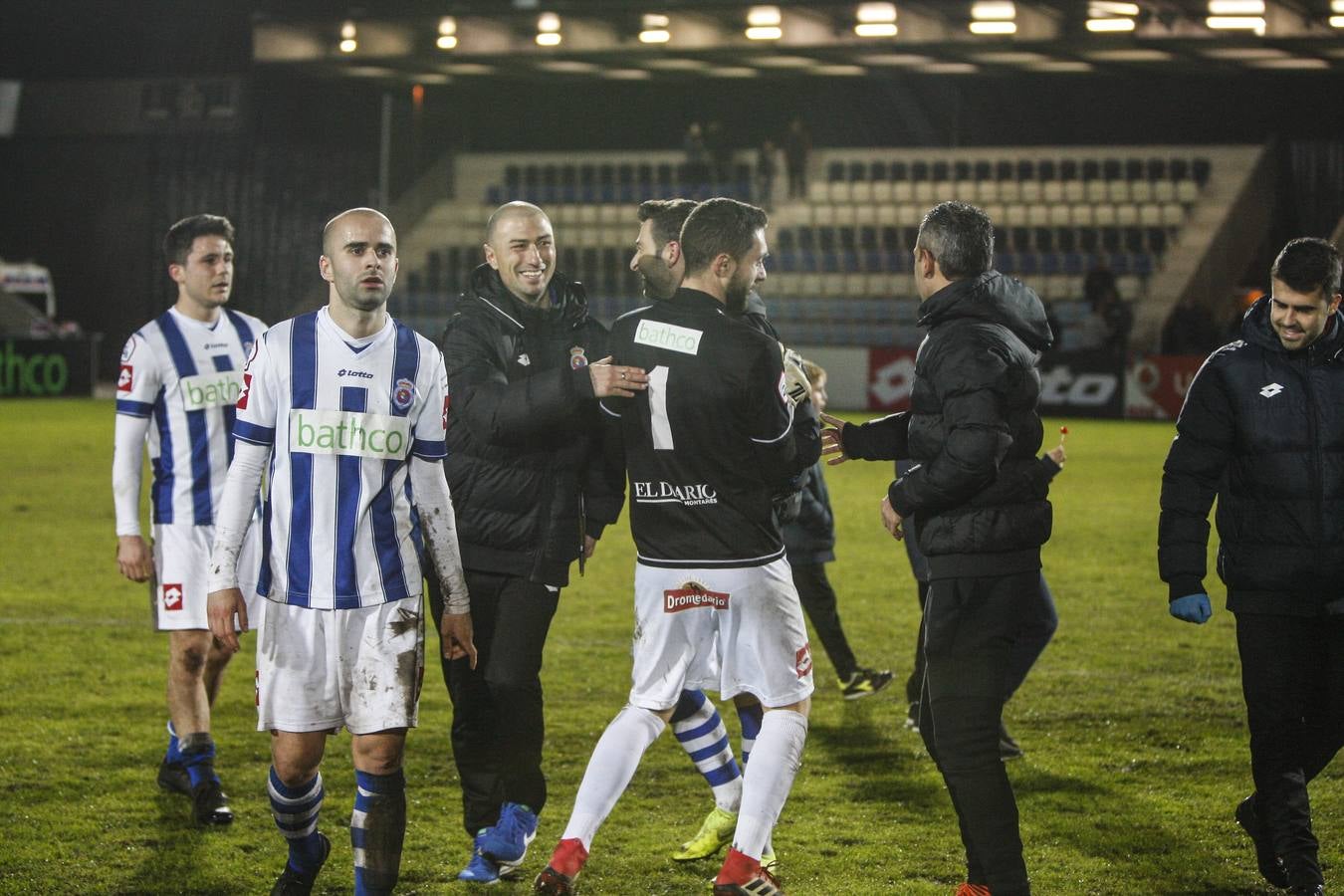 Fotos: Las mejores imágenes del partido de la Gimnástica frente al Real Unión