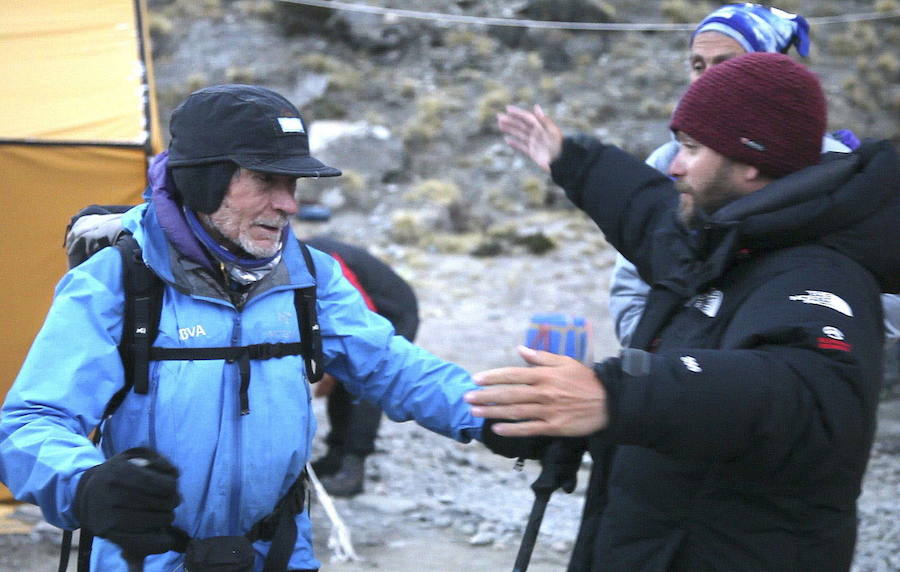 El veterano montañero, que el 5 de febrero cumplirá 80 años, se recupera de una operación de rodilla para ascender al Dhaulagiri la próxima primavera