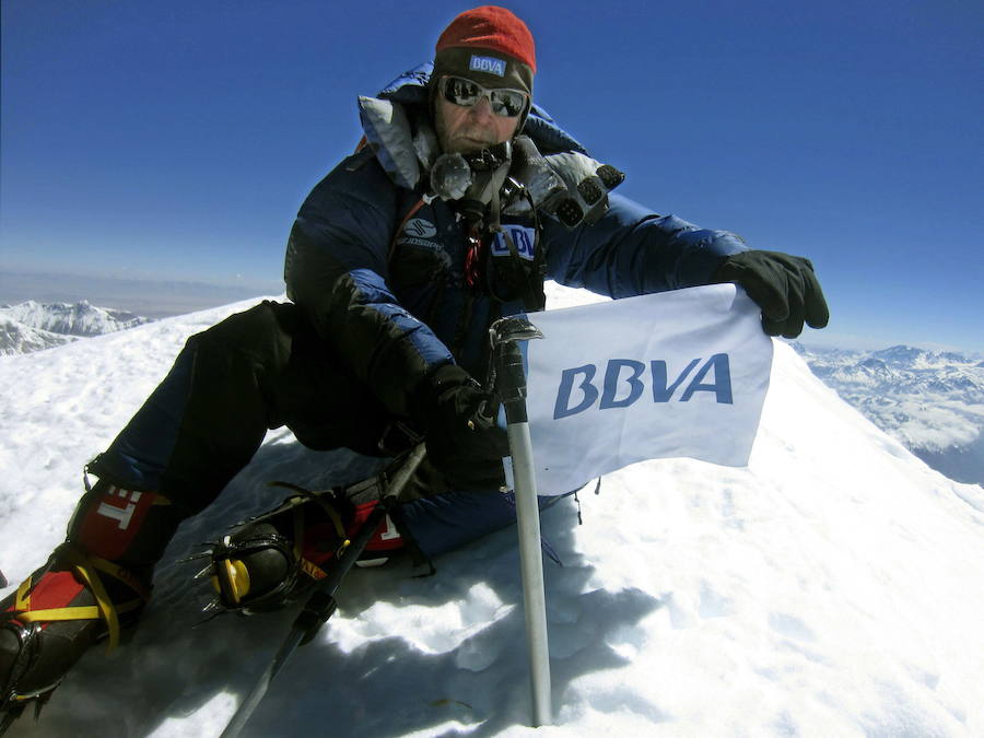 El veterano montañero, que el 5 de febrero cumplirá 80 años, se recupera de una operación de rodilla para ascender al Dhaulagiri la próxima primavera