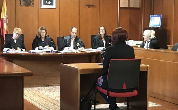 La Audiencia deja en lesiones la condena a la madre con Munchausen que enfermó a su hija con medicamentos