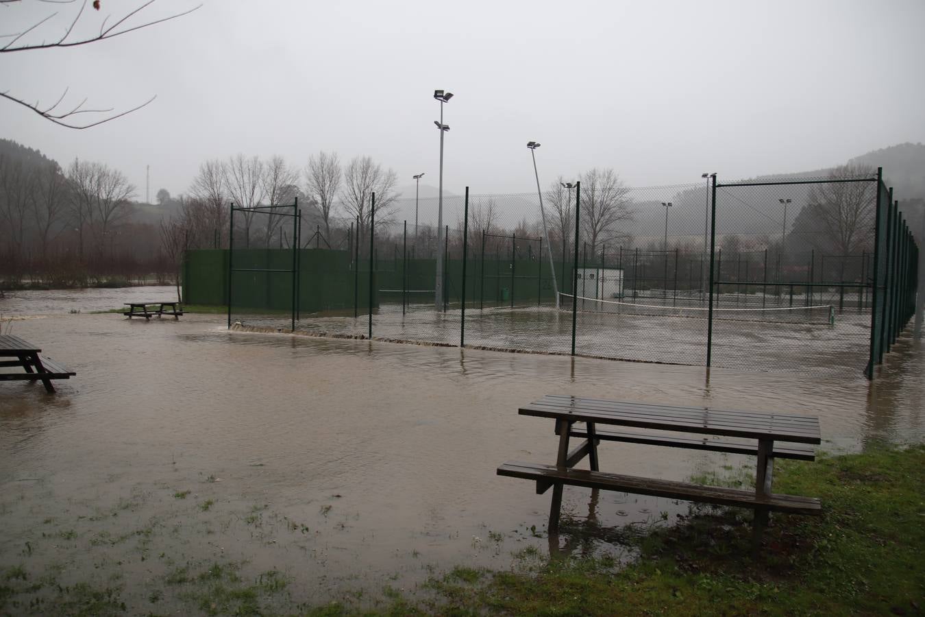 Imágenes de las inundaciones en las zonas de Ampuero y Soba