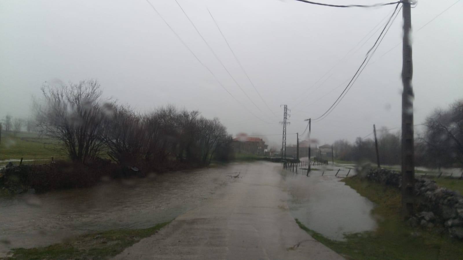 Imágenes de las inundaciones en las zonas de Ampuero y Soba